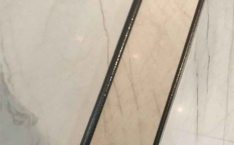 客厅瓷砖贴好多长时间美缝